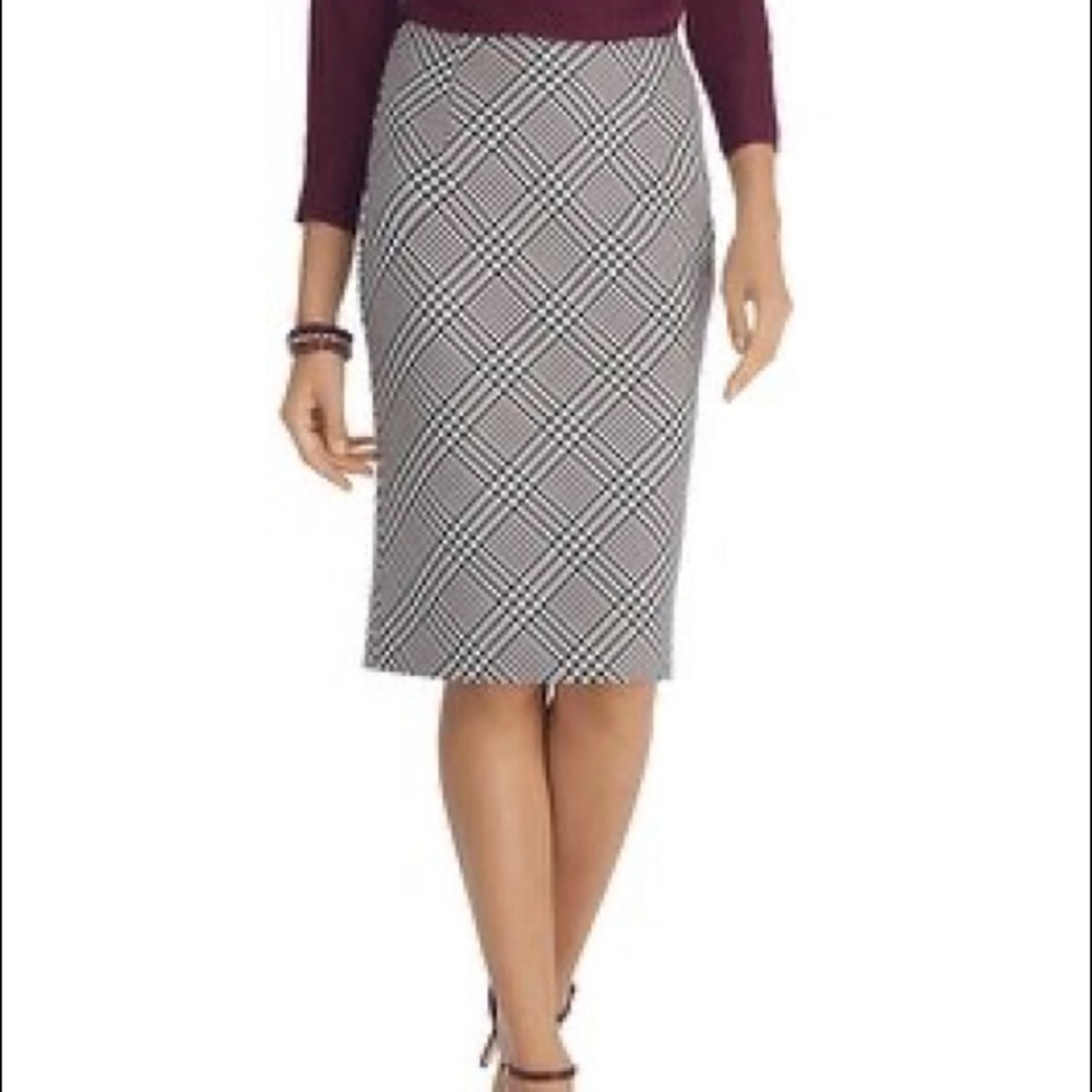 White House Black Market Black and White Pencil Skirt